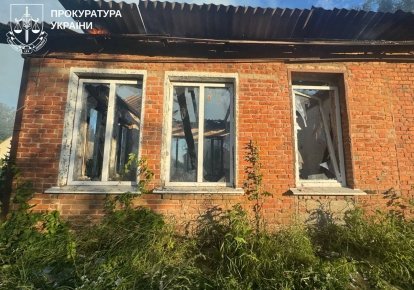 Из-за дронового удара по пригороду Харькова пострадали 6 человек