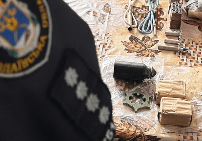Відправив сім’ї посилку з вибухівкою: на Миколаївщині затримали чоловіка, який вбив свою дружину