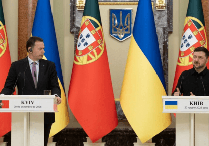 Президент України Володимир Зеленський та премʼєр-міністр Португалії Луїш Монтенегру, Київ, 20 грудня 2025 року