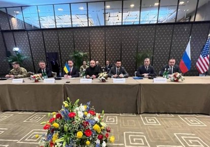 У Женеві стартував другий день тристоронніх перемовин
