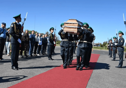 Євгена Коновальця зустріли в Україні