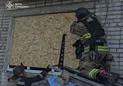 Рятувальники