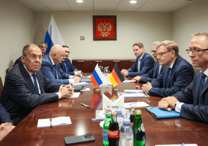 Очільник МЗС Німеччини Йоганн Вадефуль та глава МЗС Росії Сергій Лавров провели зустріч