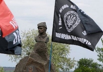 Памятник Косте Пестушко в Ганновке (Кировоградская обл.)