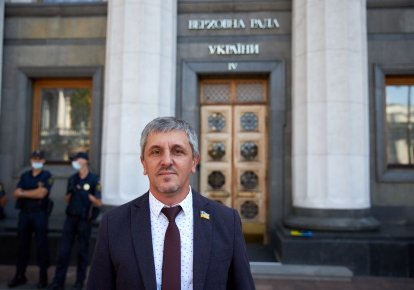 Анатолий Остапенко
