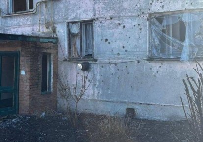 Окупанти вдарили по житловому кварталу в Семенівці