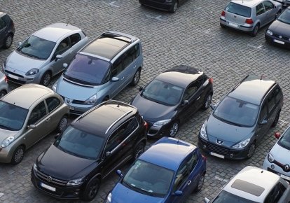 Украина импортировала на 20% больше легковых автомобилей, чем в прошлом году / Pixabay