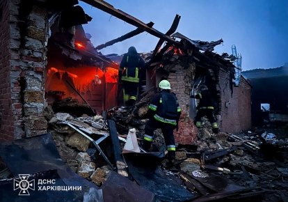 Пожежа від обстрілу в Золочеві