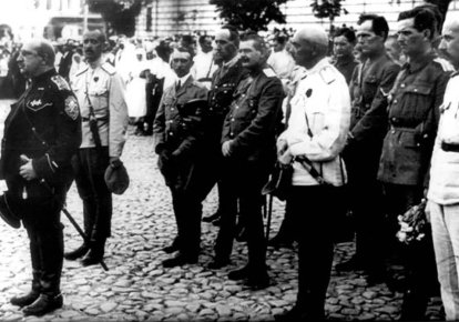 Военная церемония на Софийской площади. Сентябрь 1919-го