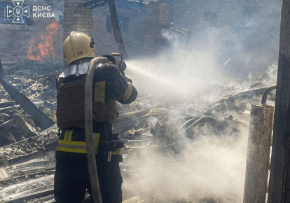 Наслідки російських дронових атак по Києву