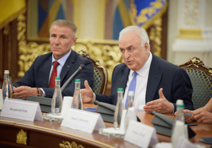 Сергій Бубка та інший член МОК - Валерій Борзов