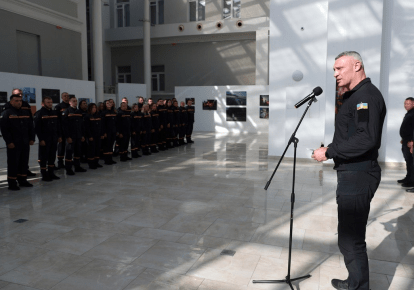 Віталій Кличко та столичні рятувальники