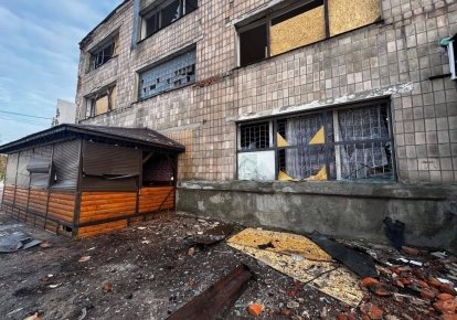 На Черниговщине обстрелами побиты магазины, предприятие и суд