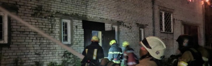 Російська армія обстріляла два райони Київщини, спалахнули пожежі (ФОТО)