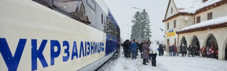 "Укрзалізниця" наступного тижня змінює графік руху понад 100 потягів