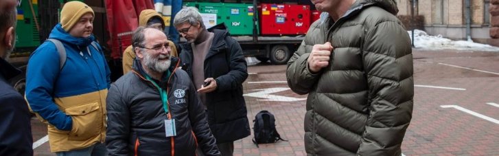 Столиця отримала від Словаччини генератори та зарядні станції, — Кличко