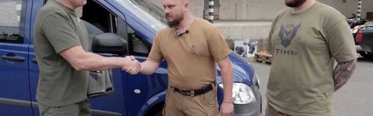 Бус для "Тіні": "Українська команда" продовжує забезпечувати транспортом захисників