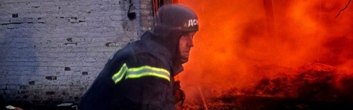 Ворог минулої доби атакував Чернігівщину. Зайнялися зернові склади та будинки
