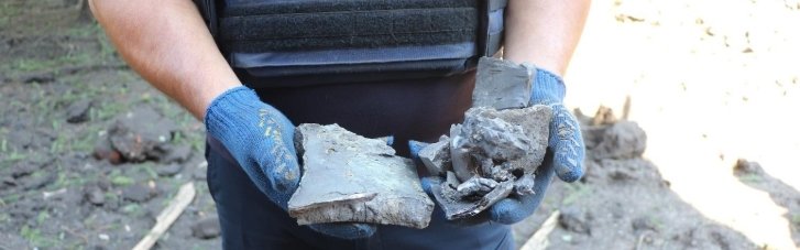 Росіяни вдарили ракетою по Мерефі на Харківщині: є загиблий, пошкоджені СТО та магазин