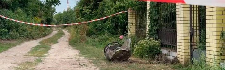 Поліція знешкодила бойову частину ракети С-400, яка впала в Києві