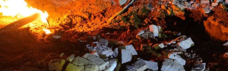 Ночью россияне атаковали Запорожье КАБами: есть разрушения и раненая