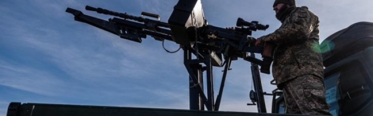 Враг в ночь на 21 января запустил по Украине баллистическую ракету и около сотни БпЛА