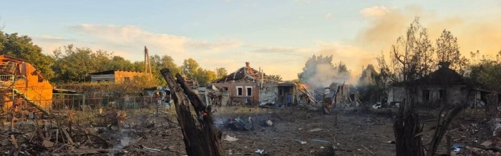У Слов'янській громаді з-під завалів будинку врятували родину з дитиною