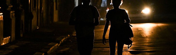 Кубу охватил блекаут: власти заявили о выходе ТЭС из строя