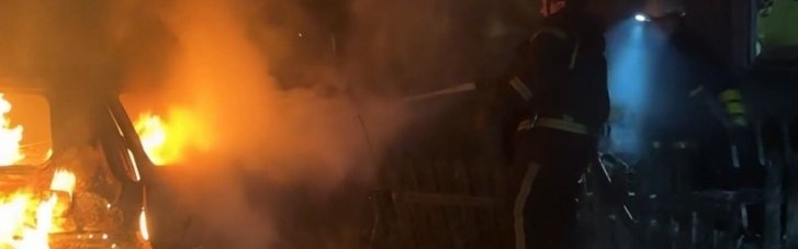 В Сумской области из-за дроновой атаки вспыхнул пожар, ГСЧС спасла от огня дом (ФОТО)