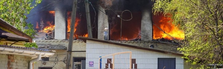 На месте вражеского удара по центру Сум обнаружили тело охранницы детсада