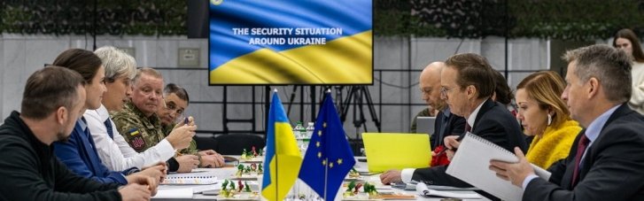 Трамп обещал подумать: Зеленский просил для Украины гарантии на 30-50 лет