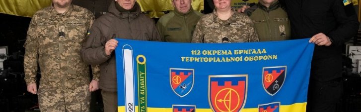 Віталій Кличко передав 112 бригаді ТрО від киян майже 2 тисячі БпЛА та станції керування дронами