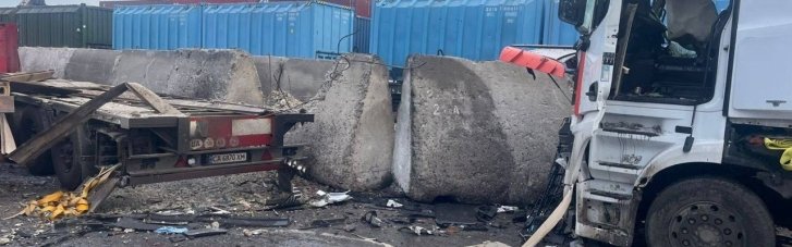 Россия ударила по двум портам Одесщины