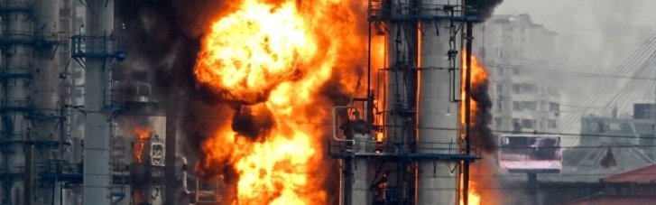 Поражение НПЗ в Москве пробило не только ПВО, но и пропаганду и ложь Кремля, — Коваленко