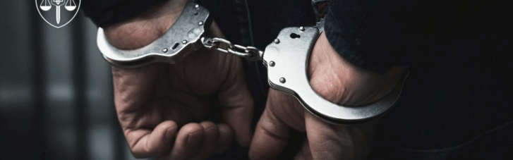 Мужчину из Винницкой области подозревают в изнасиловании 13-летней падчерицы