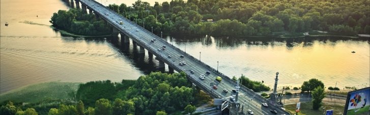 Жертва политических разборок. Когда начнут спасать аварийный мост Патона