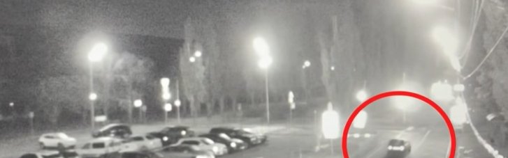 В Киеве 16-летний парень угнал авто во время ракетного обстрела и совершил ДТП (ВИДЕО)