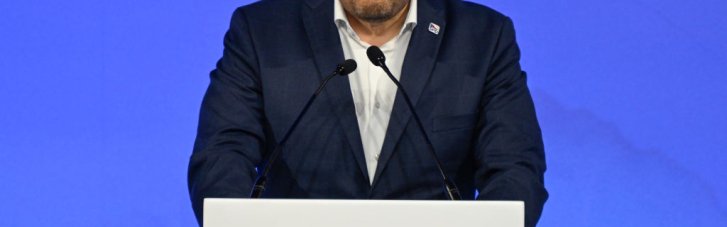 Спикер парламента Чехии обвинил украинцев в контрабанде оружия