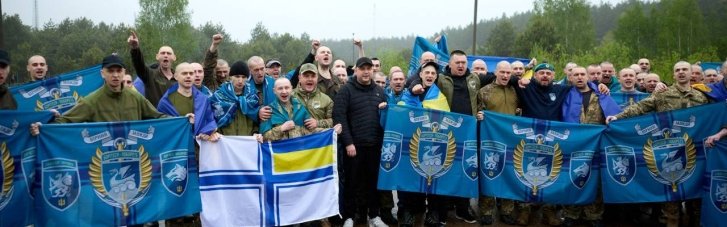 Первая часть обмена "1000 на 1000": домой из российского плена вернулись 205 украинцев