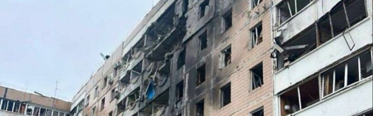 Росіяни б'ють по Запоріжжю. Є влучання в багатоповерхівку