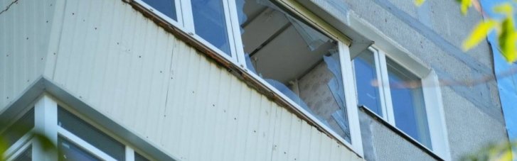 У Запоріжжі від нічного обстрілу постраждали оселі та промисловий об'єкт (ФОТО)
