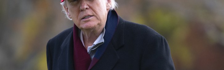 WP: Трамп неуважно читав "мирний план" своєї адміністрації щодо України