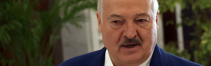 "Сжигает беспилотники за два километра": Лукашенко похвастался своим "боевым лазером" (ВИДЕО)