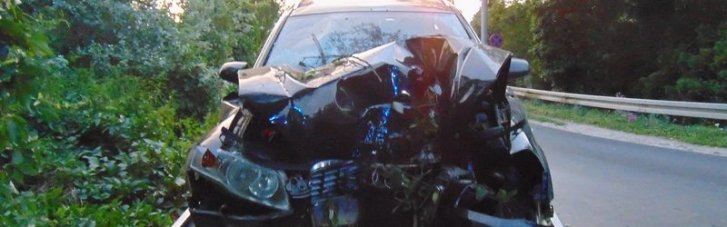 В Польше семеро пьяных украинцев попали ДТП в одном авто, везя женщину в багажнике