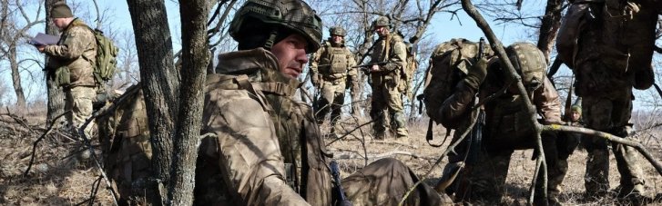"Несмотря на смену технологий, роль пехоты остается ключевой", - командующий Сухопутных войск Геннадий Шаповалов