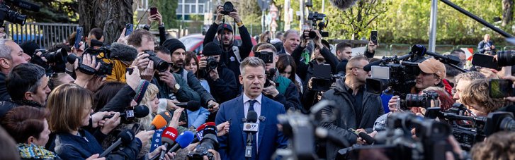 Зеленский поздравил Мадяра с победой на парламентских выборах Венгрии