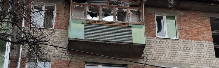 Россия попала дроном в многоэтажку в Сумах