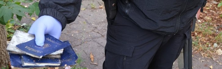 Из-за тяжести травм часть погибших сегодня в Краматорске до сих пор не удается идентифицировать (ФОТО, ВИДЕО)