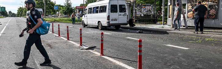 В Запорожье начали устанавливать антидроновые сетки на конечных остановках транспорта