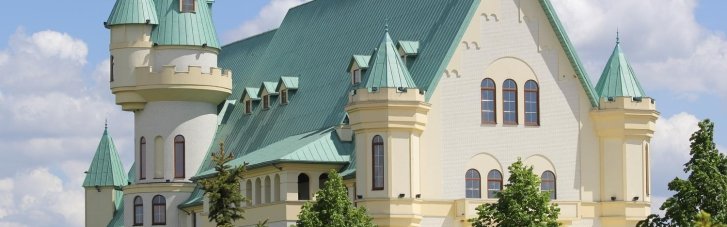 Парк "XII Месяцев" открывает сезон и впервые покажет черного детеныша леопарда